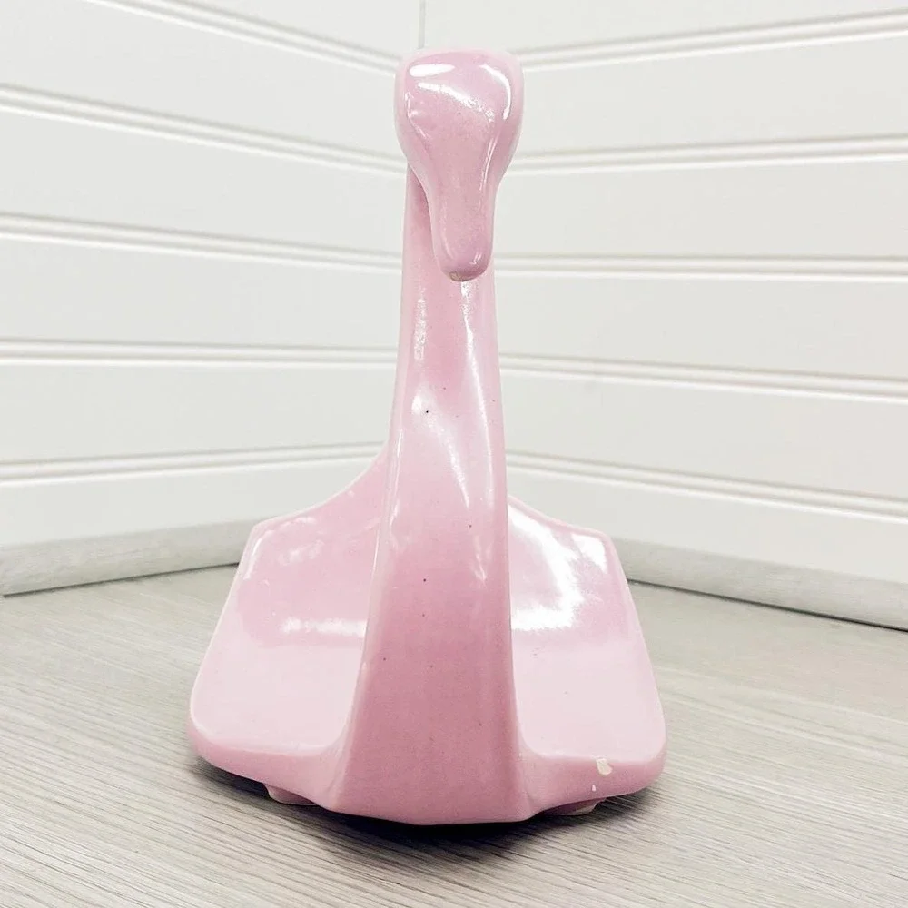 Vintage Pink Ceramic Swan: Towel, Trinket, or‎ Soap Dish